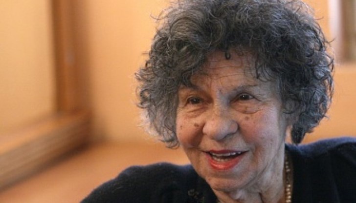 Голямата актриса се завърна на сцената преди няколко седмици Голямата актриса се завърна на сцената преди няколко седмици