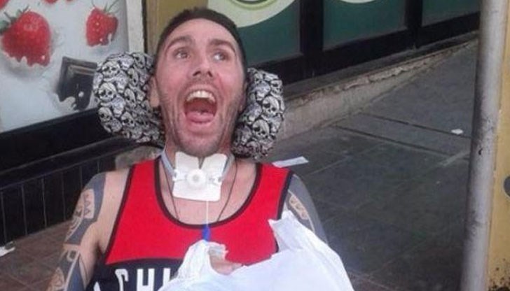 Известният италиански диджей Фабо, който от 3 г. беше напълно парализиран и сляп след катастрофа, избра евтаназията в Швейцария, за да сложи край на своя живот Известният италиански диджей Фабо, който от 3 г. беше напълно парализиран и сляп след катастрофа, избра евтаназията в Швейцария, за да сложи край на своя живот