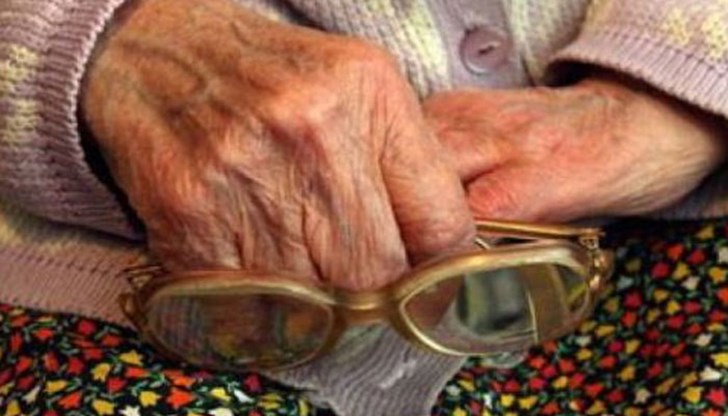 На ало измамници тя дава два пъти пари и златни накити На ало измамници тя дава два пъти пари и златни накити