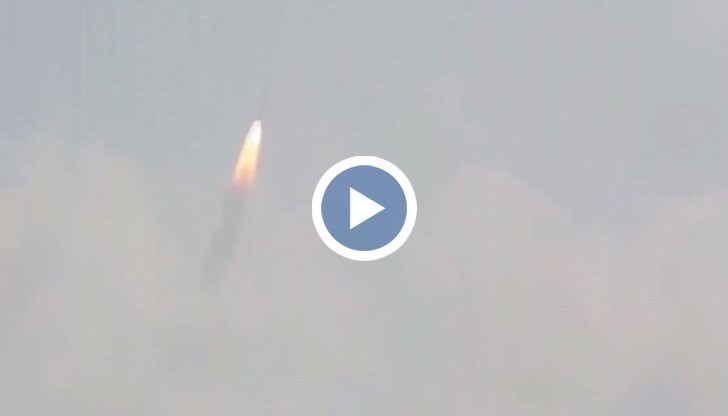 Ракетата беше изстреляна с три индийски и 101 чуждестранни спътника