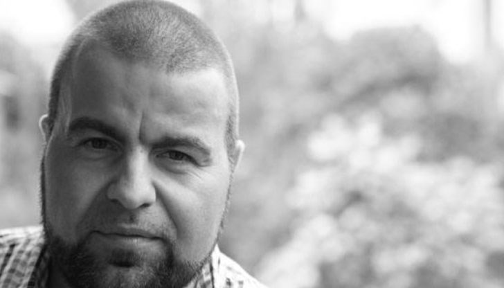 Приятели и близки ще почетат паметта на известния телевизионен водещ Радослав Кавалджиев-Роро Приятели и близки ще почетат паметта на известния телевизионен водещ Радослав Кавалджиев-Роро