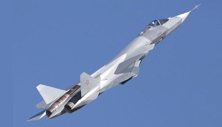Предвижда се в перспектива самолетът да замени МиГ-29 и МиГ-35