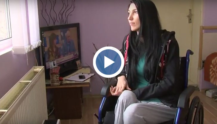 28-годишно момиче се нуждае от спешна операция в чужбина, за да може отново да проходи