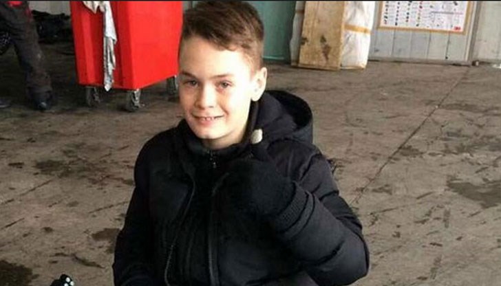 Хората от Перник се обединиха, за да помогнат на 12 годишното момче да върне усмивката и да бъде отново сред най-близките си