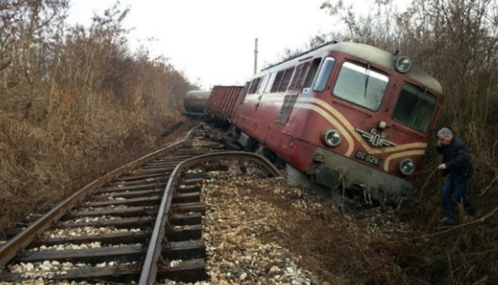 Влакът пътувал от Русе към Долно Езерово / Снимката е илюстративна