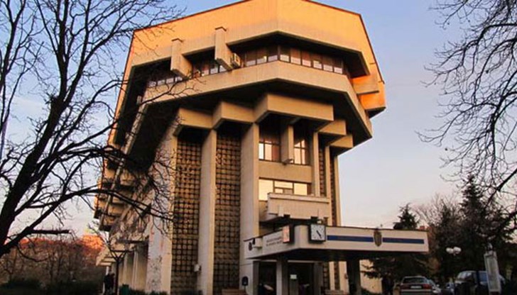 Ако искате да научите как се управлява община като се крият далавери от гражданите – елате в Русе