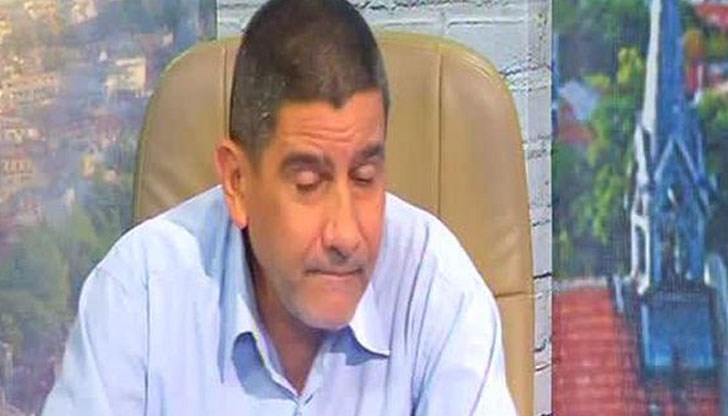 Според политолога Минчо Христов целта е да се вземат гласове