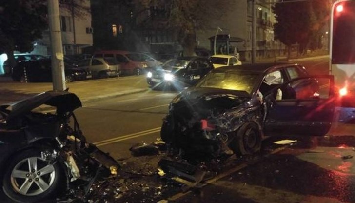 Беше толкова пиян, че не можеше да гледа