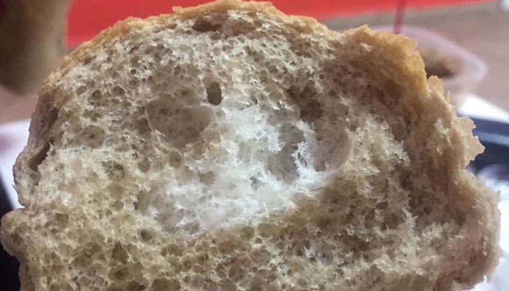Черен хляб с бяла сърцевина, може и боята да не е стигнала?!