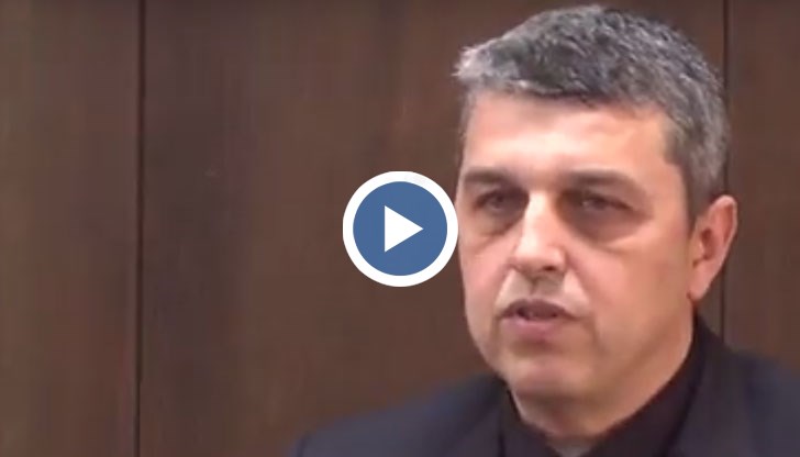 Заради двойният прием след 7 клас пък се предлагат повече места от необходимото