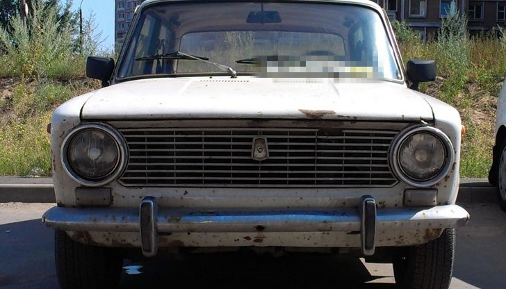 Поради повреда ладата е изоставена в Търново / Снимката е илюстративна Поради повреда ладата е изоставена в Търново / Снимката е илюстративна