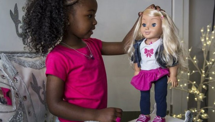 Родители закупили куклата са подканени да я разрушат