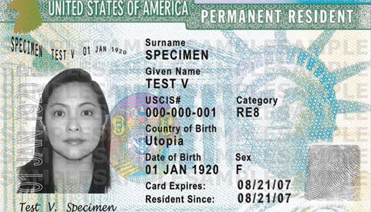 Двама сенатори са внесли във вторник законопроект, който предвижда лотарията със "зелени карти", въведена през 1995 г., да остане в историята Двама сенатори са внесли във вторник законопроект, който предвижда лотарията със "зелени карти", въведена през 1995 г., да остане в историята