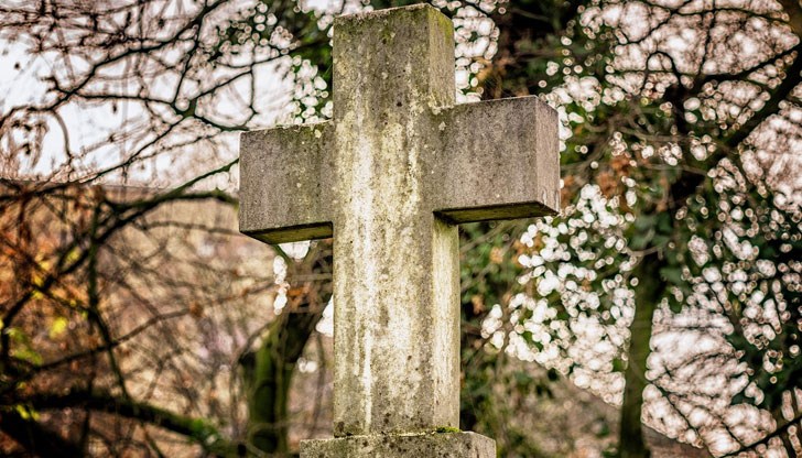 При потвърждение, че възрастните хора са си оставили книжките те автоматично получават погребалната отстъпка При потвърждение, че възрастните хора са си оставили книжките те автоматично получават погребалната отстъпка