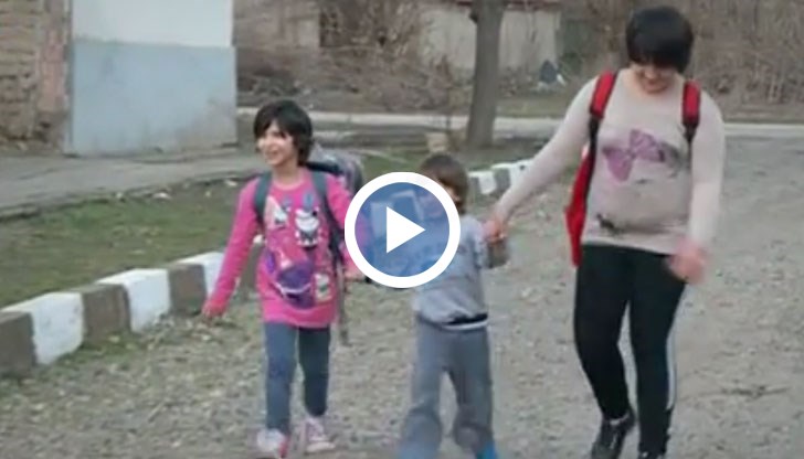 Една история, в която деца помагат на други деца