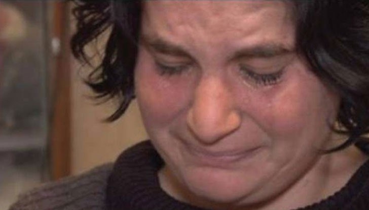 Самотната майка Даниела Колева от Сливен най-накрая ще може да прибере трите си дечица