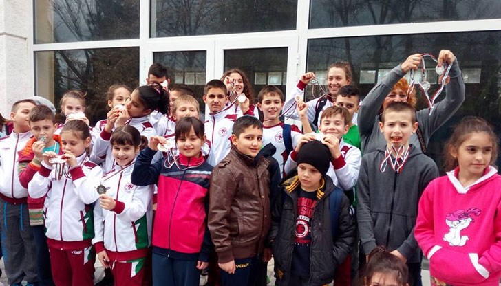 В конкуренция със 140 деца от клубове по триатлон, русенските деца се отличиха с много добра подготовка и отлична плувна техника