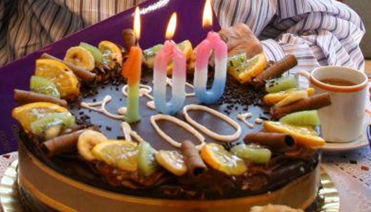 Мъжът си пожелал на 100-годишния си рожден ден да се върне на работа Мъжът си пожелал на 100-годишния си рожден ден да се върне на работа