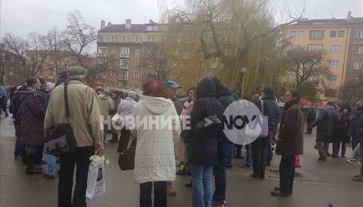 Близки и приятели се сбогуваха с писателя Георги Данаилов