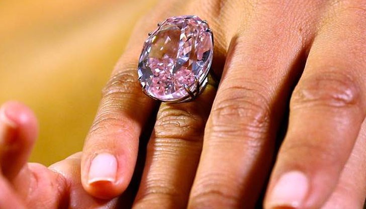 Това е най-ценният обработен диамант, предлаган на аукцион