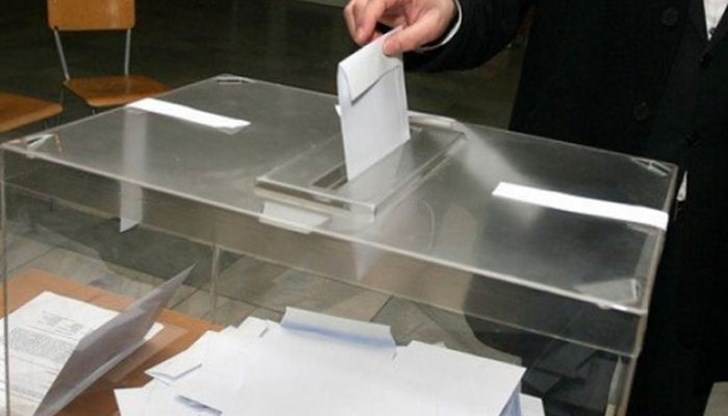 Към 13:00 часа наше време българите, гласували във Великобритания, са около 5 000, в Германия - около 4 000, а Испания - около 3 500 души Към 13:00 часа наше време българите, гласували във Великобритания, са около 5 000, в Германия - около 4 000, а Испания - около 3 500 души