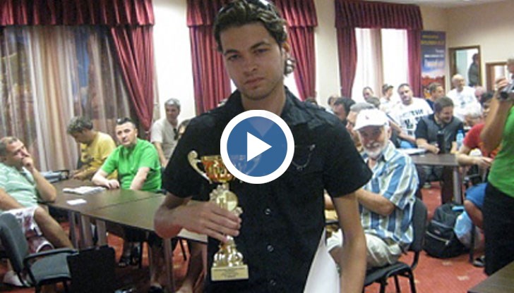 Борислав Иванов придоби скандална слава след обвиненията на редица негови колеги, че използва непозволени технически средства по време на партиите си