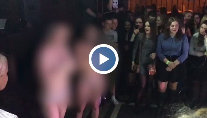 Момичето остана, както майка го е родила пред очите на всички