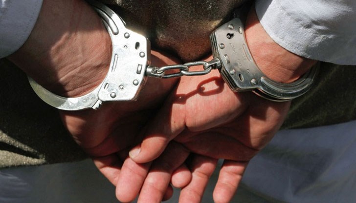 От кредитната карта на жената са изтеглени 1500 лева