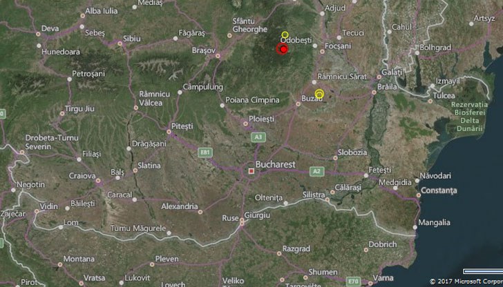 Врати на шкафове се разтвориха и вещите започнаха да падат навън