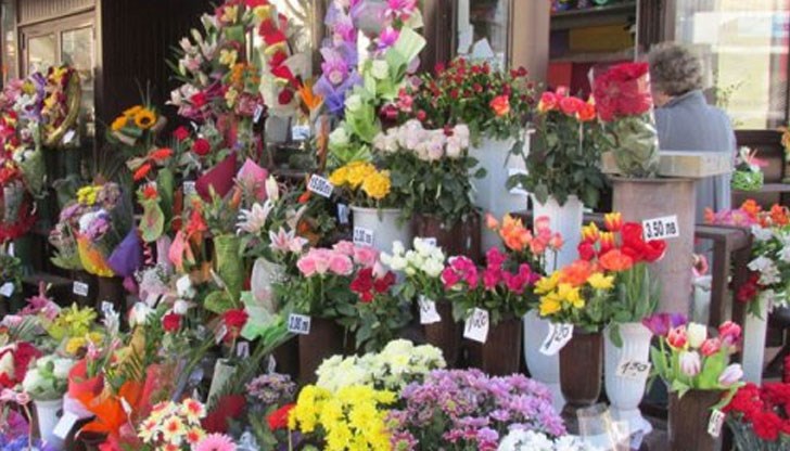 От НАП започнаха проверки, които имат за цел да установят коректно ли се отчитат извършените продажби и укриват ли се приходи От НАП започнаха проверки, които имат за цел да установят коректно ли се отчитат извършените продажби и укриват ли се приходи