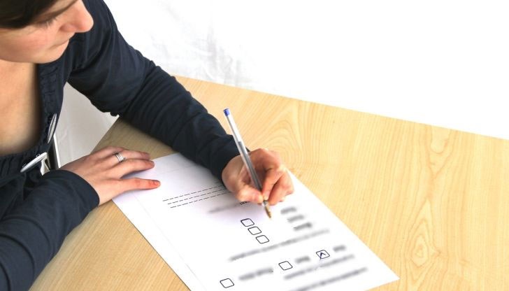 Ще бъдете посетени от анкетьори за персонално интервю и попълване на въпросници Ще бъдете посетени от анкетьори за персонално интервю и попълване на въпросници