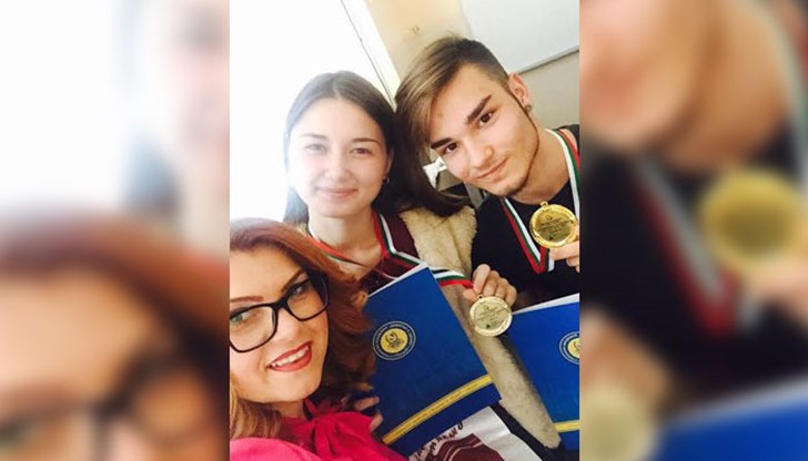 В иновационния лагер участие взеха ученици от 8-11 клас, разпределени в 7 екипа