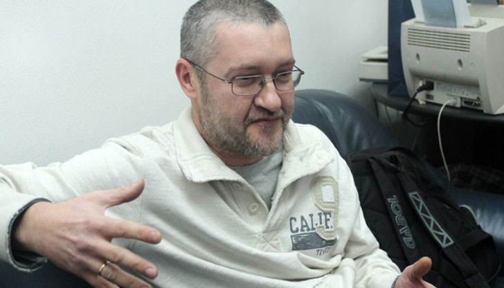 Христо Комарницки вижда лидерите на двете партии като боксьори изтощени след много рундове