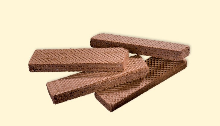 Разследват сигнал, свързан с раздаване на пакети с вафли, към които са били прикрепени агитационни материали