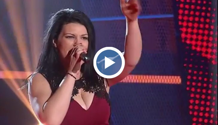 Защото Люси, която взриви социалната мрежа с изпълнението си на песента на Цеца „Трепни”, хем я даваха "по телевизора", хем търка наровете в пандиза