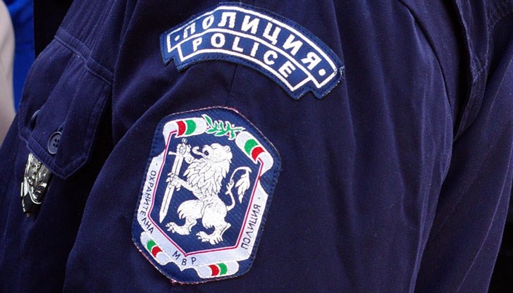 Васил е осъден и за това, че е извършил непристойни действия, грубо нарушаващи обществения ред Васил е осъден и за това, че е извършил непристойни действия, грубо нарушаващи обществения ред