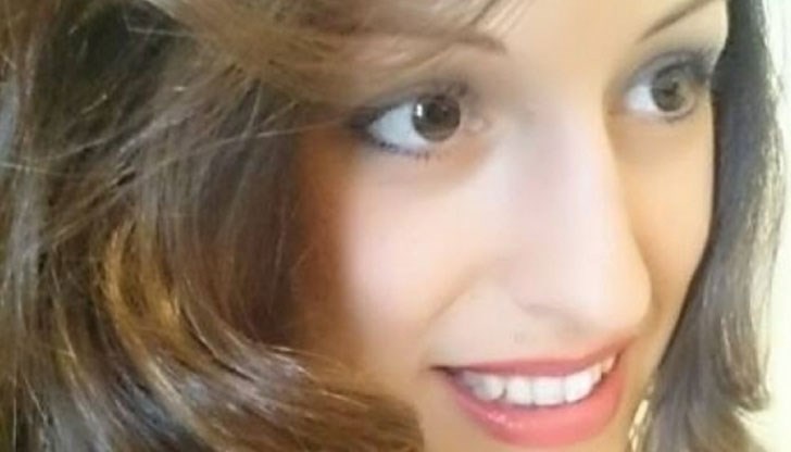 Александра написа зловещ пост във Фейсбук, след няколко часа я откриха мъртва