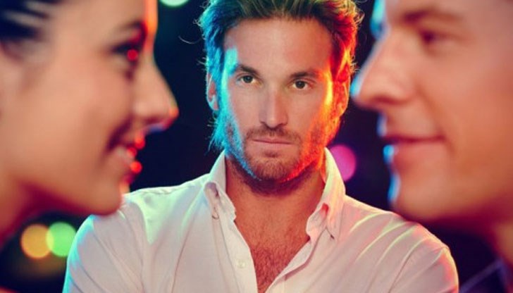 С жената разговаряйте, от мъжа се възхищавайте