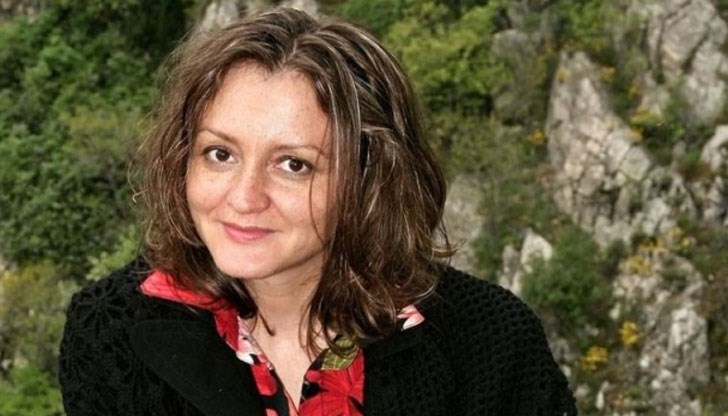 През февруари 2016 след два изненадващи припадъка ми диагностицираха тумор в мозъка и ме оперираха. Туморът се оказа злокачествен