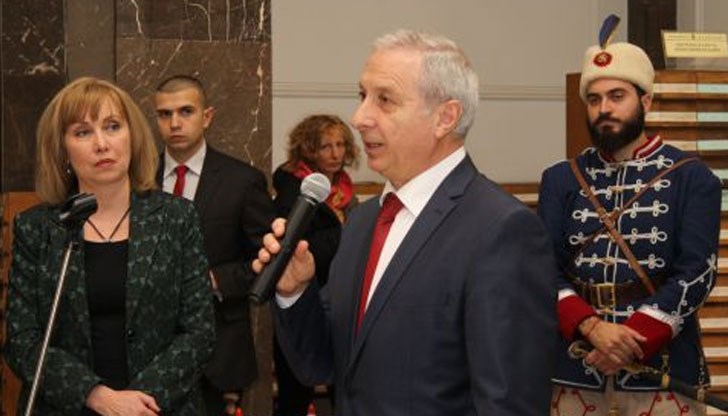 Дълбоко уважавам Иван Гарелов Дълбоко уважавам Иван Гарелов