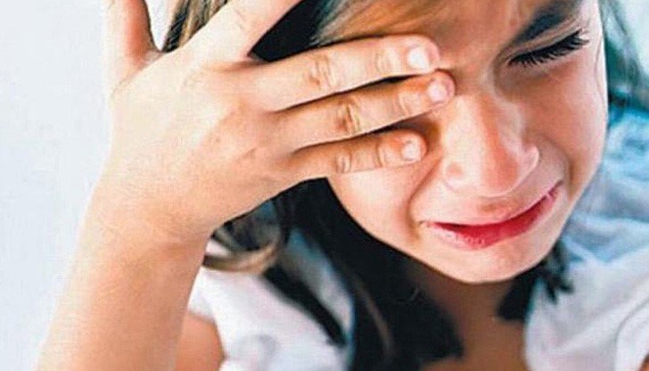 Петър блудствал с доведената си дъщеричка и братовчедка й - на 4 годинки / Снимката е илюстративна Петър блудствал с доведената си дъщеричка и братовчедка й - на 4 годинки / Снимката е илюстративна