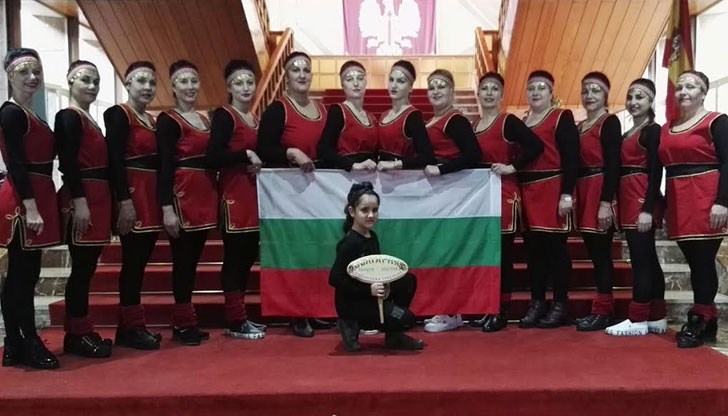 Танцьорите се представиха изключително успешно и обраха овациите на публиката по време на „Дните на България“