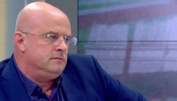 Илхан Андай: Местан живее чужд живот от 2015 година