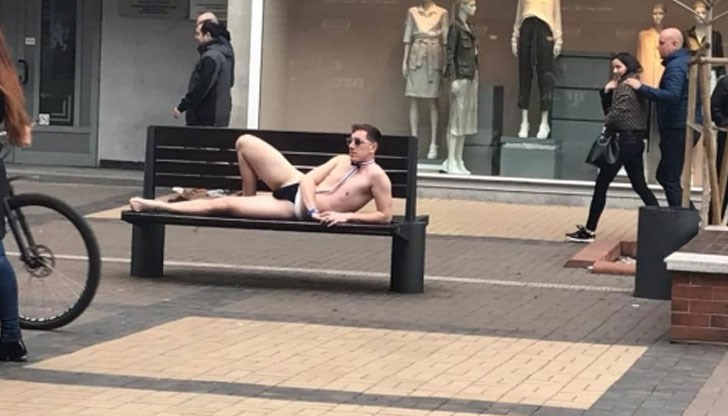 Топлото време изкара лудите на улицата...