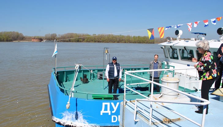 Плавателният съд е доставен по проект „Подобряване на системите за навигация и топохидрографините измервания по р. Дунав – фаза 2