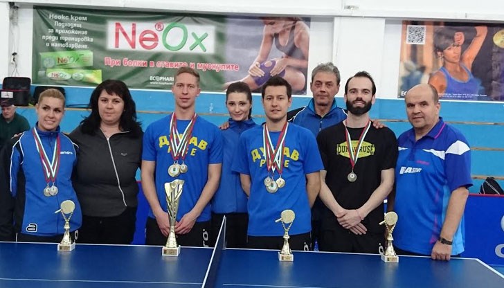 Състезателите на Дунав Русе се върнаха с общо 9 медала, а Теодор Александров грабна 3 златни медала