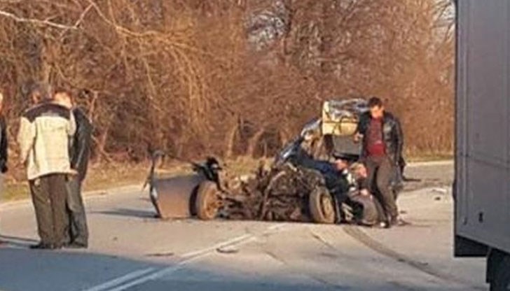 26-годишно момче от пазарджишкото село Звъничево е шофирало опела-ковчег