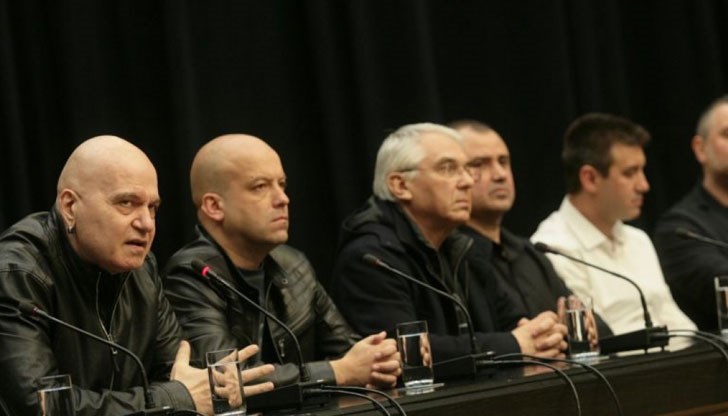 На 27 март - 16 години и половина след старта на “Шоуто на Слави” по Би Ти Ви, телевизията за първи път спря готов епизод