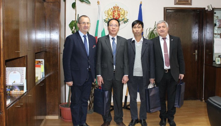 Поводът на посещението е създаване на бъдещи дългосрочни контакти