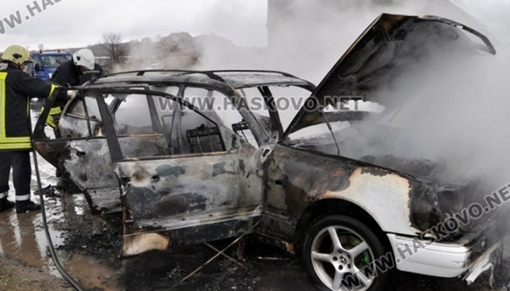 Пет пожарогасителя изпразнихме, но не успяхме да го угасим